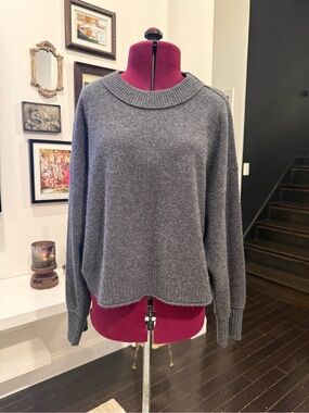 Anthropologie - the Goldie cashmere Crewneck Sweater